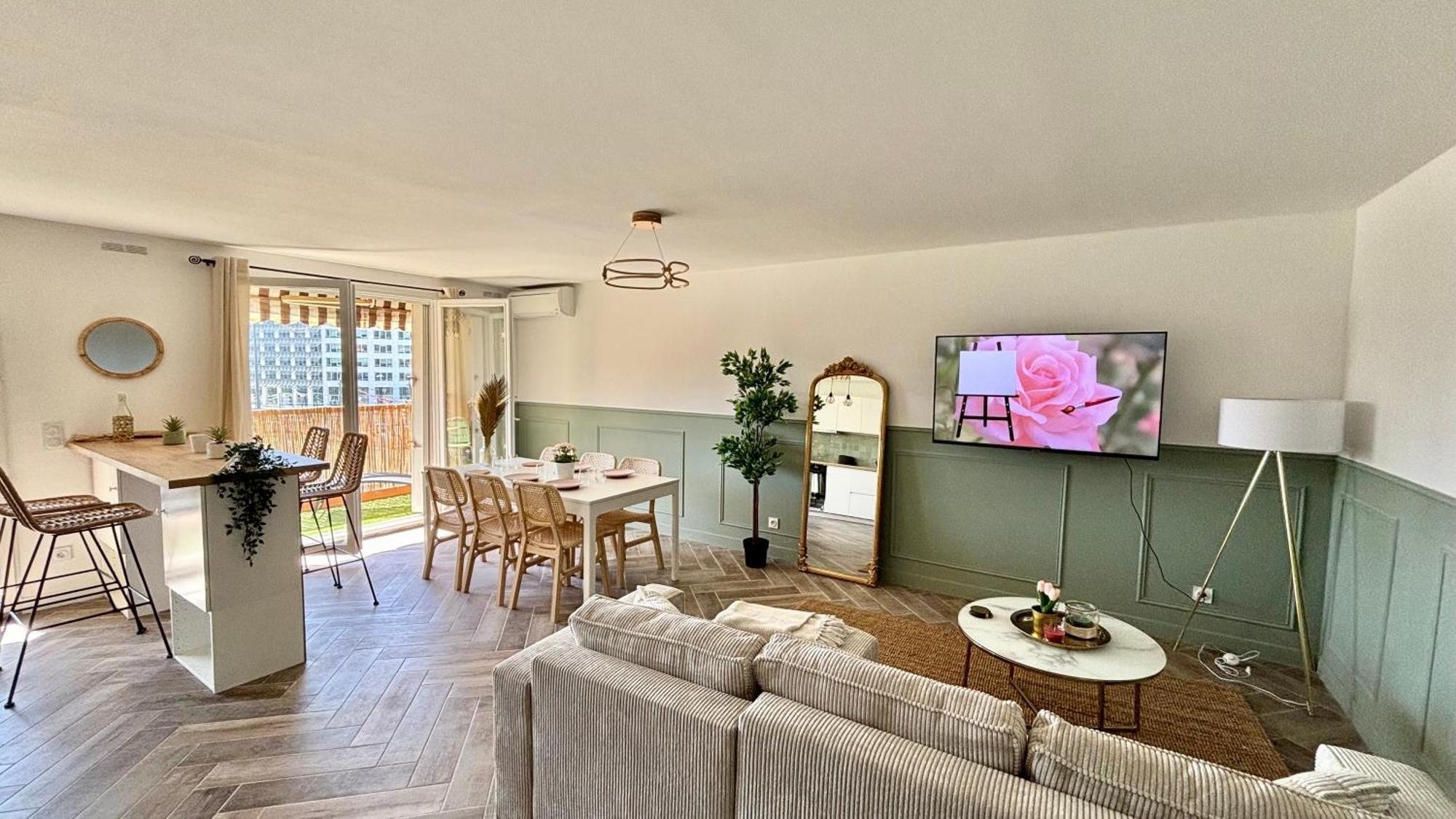 Apartment Modern & Cosy 3 Bedrooms Train Tramway *